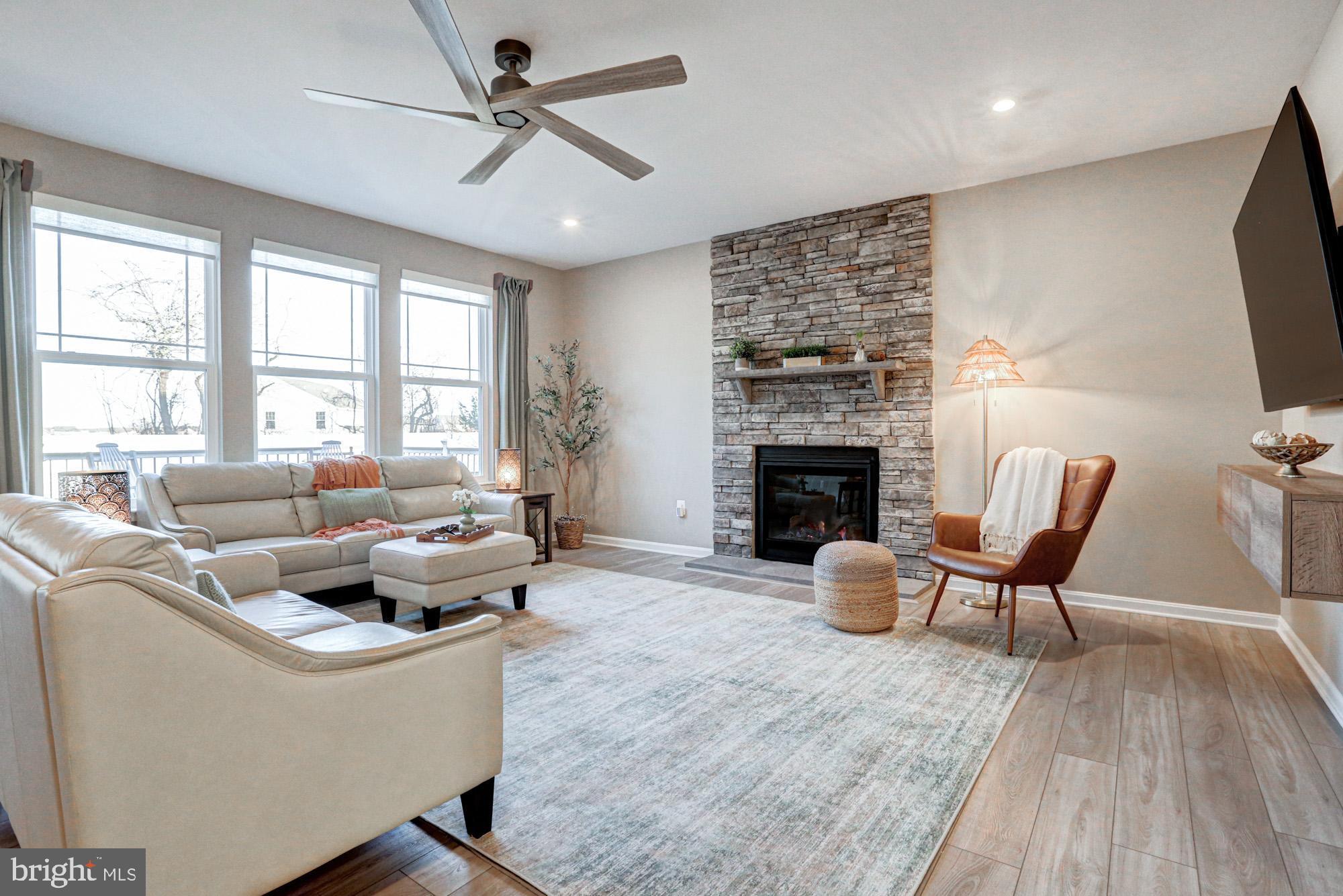 FOUR SEASONS AT BAYMONT FARMS - Residential