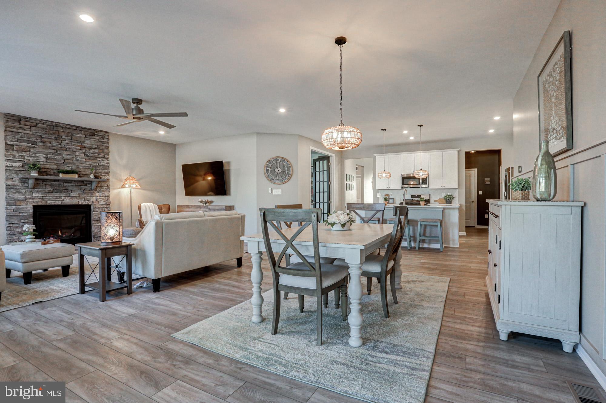 FOUR SEASONS AT BAYMONT FARMS - Residential