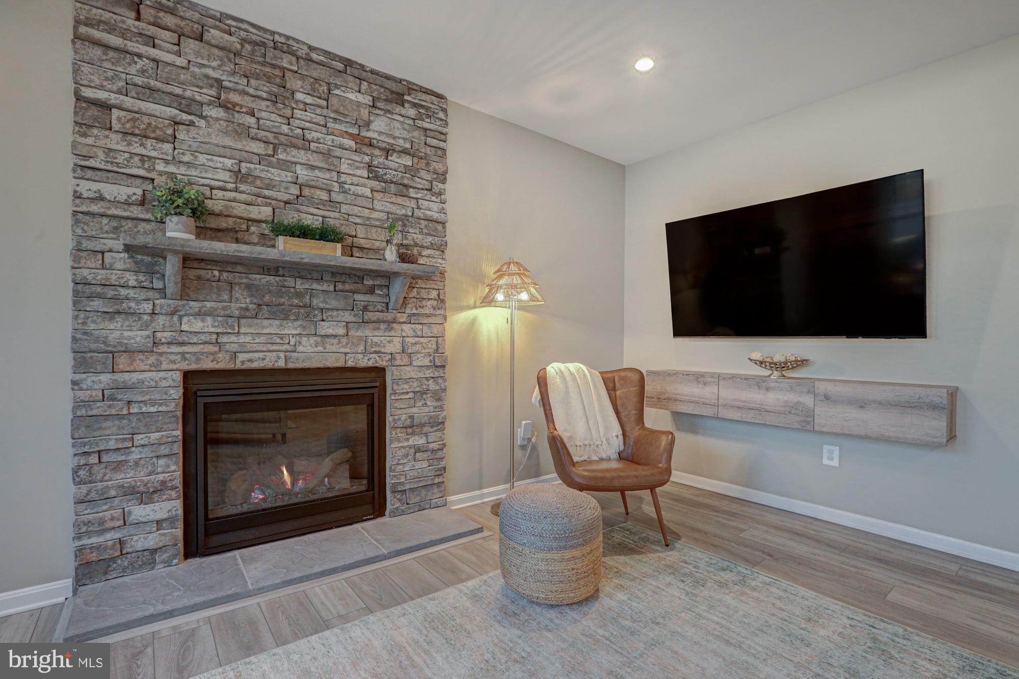 FOUR SEASONS AT BAYMONT FARMS - Residential