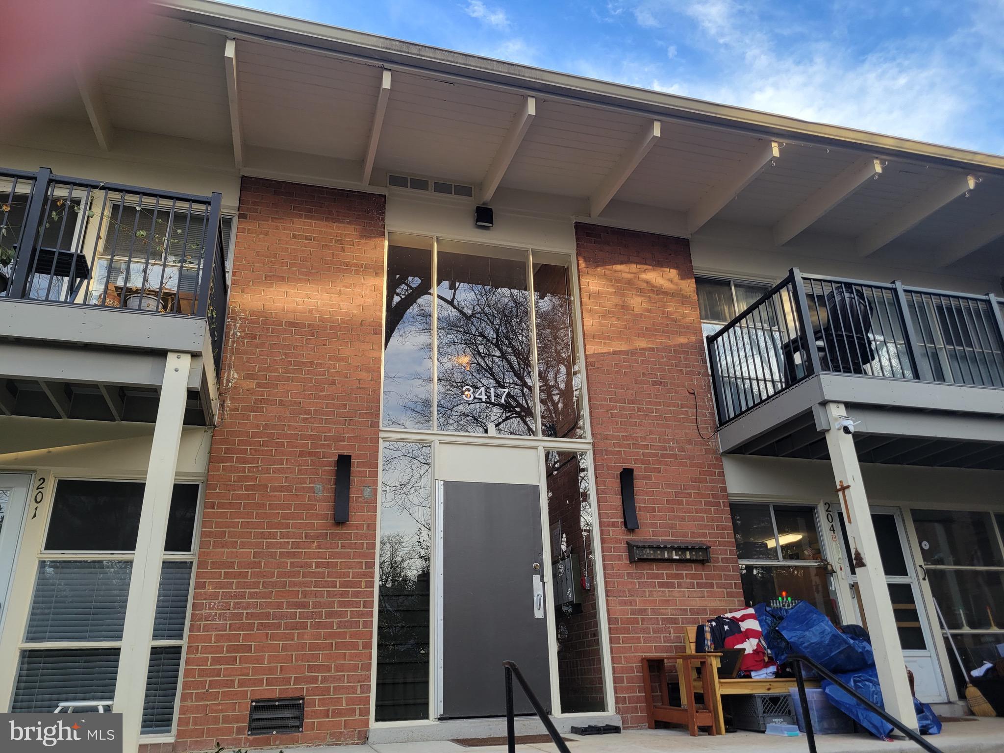 KENSINGTON - Residential Lease