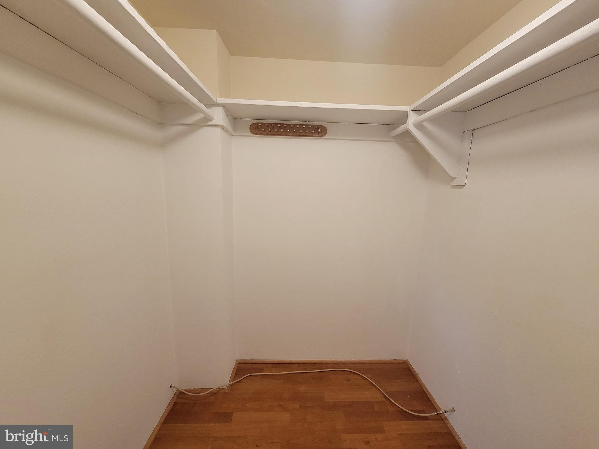 KENSINGTON - Residential Lease