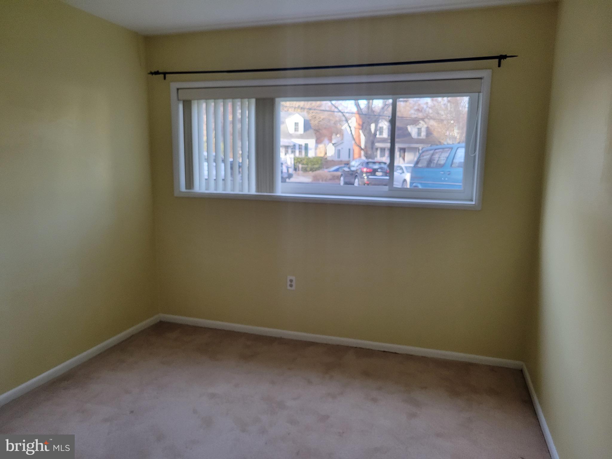 KENSINGTON - Residential Lease