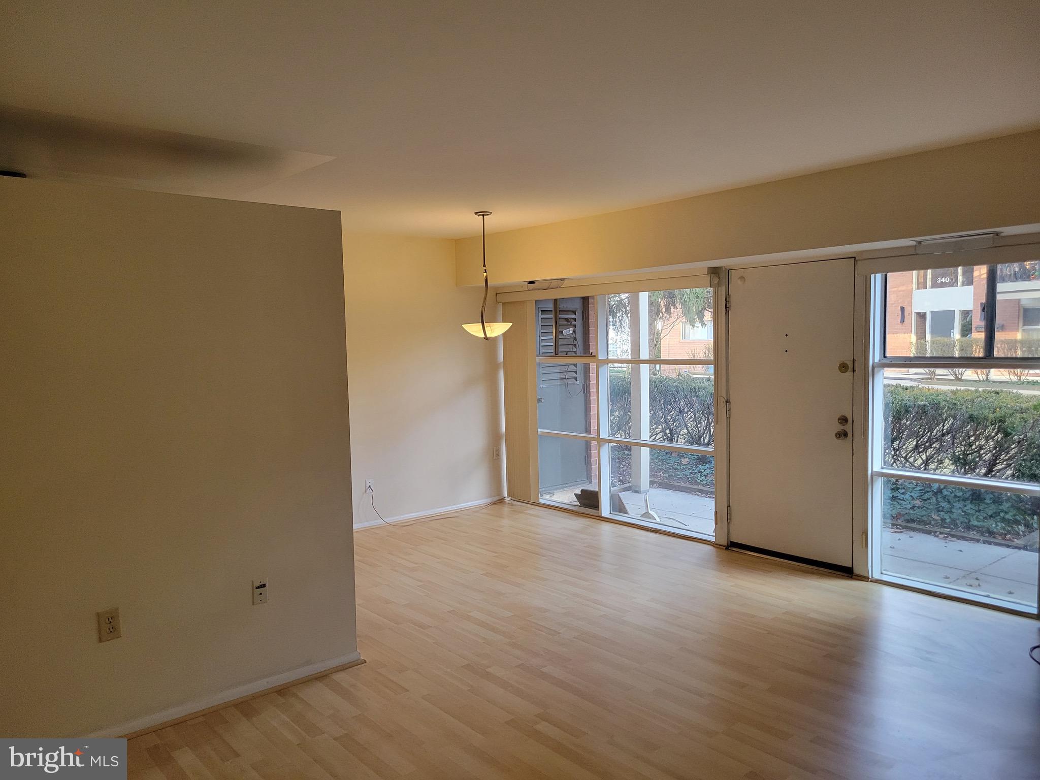 KENSINGTON - Residential Lease