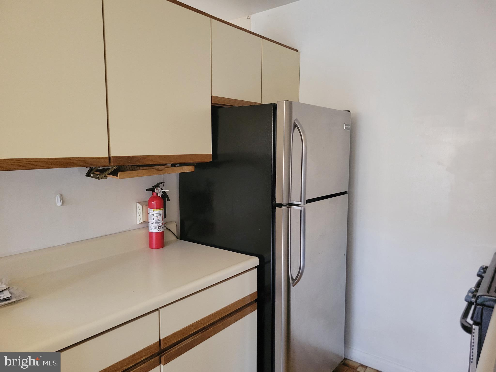 KENSINGTON - Residential Lease