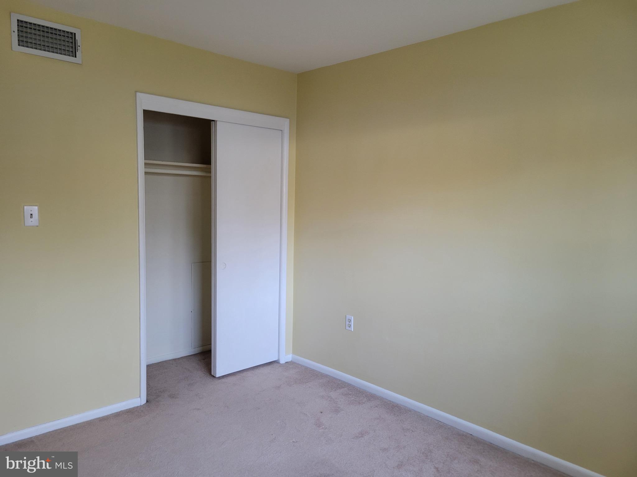 KENSINGTON - Residential Lease