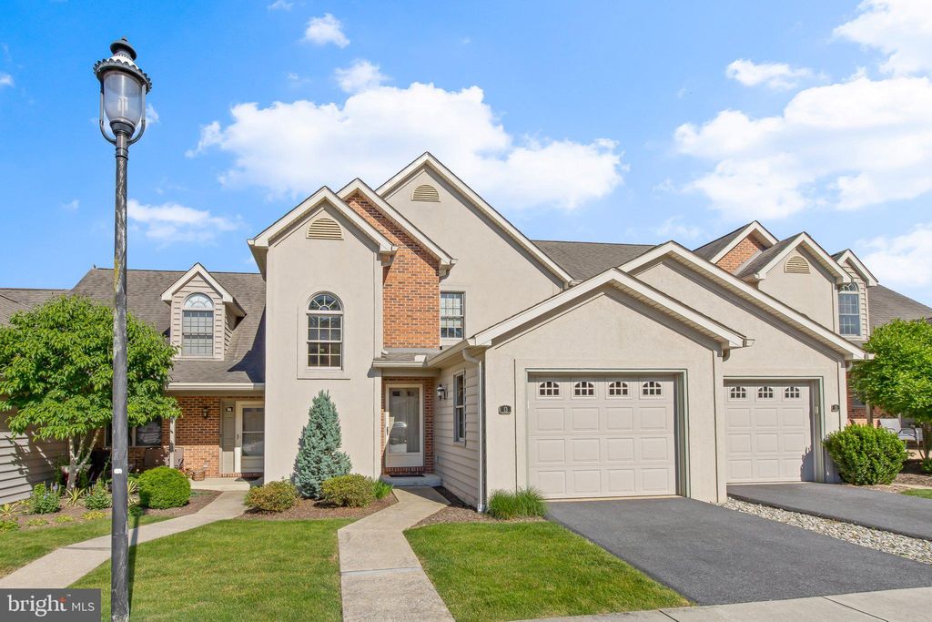 Photo of 13 Sussex Place, Lititz, PA 17543 (MLS # PALA2051684)