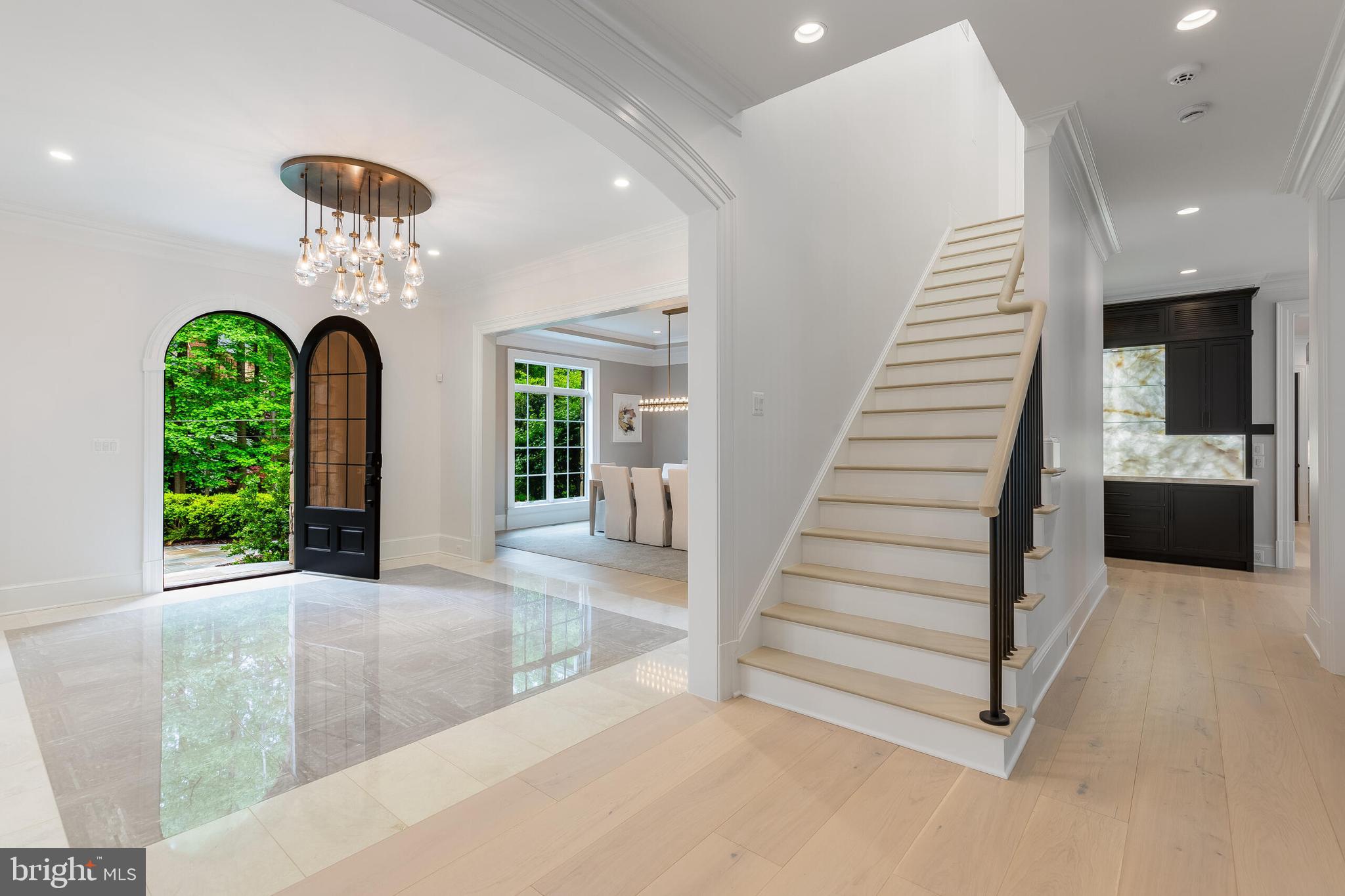 LANGLEY FOREST - Residential