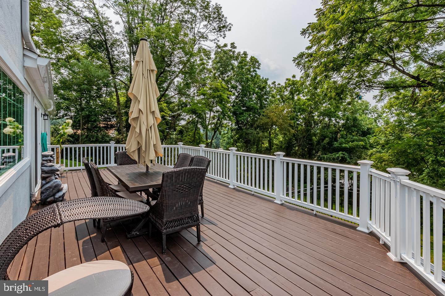 NEWTOWN HUNT - Residential