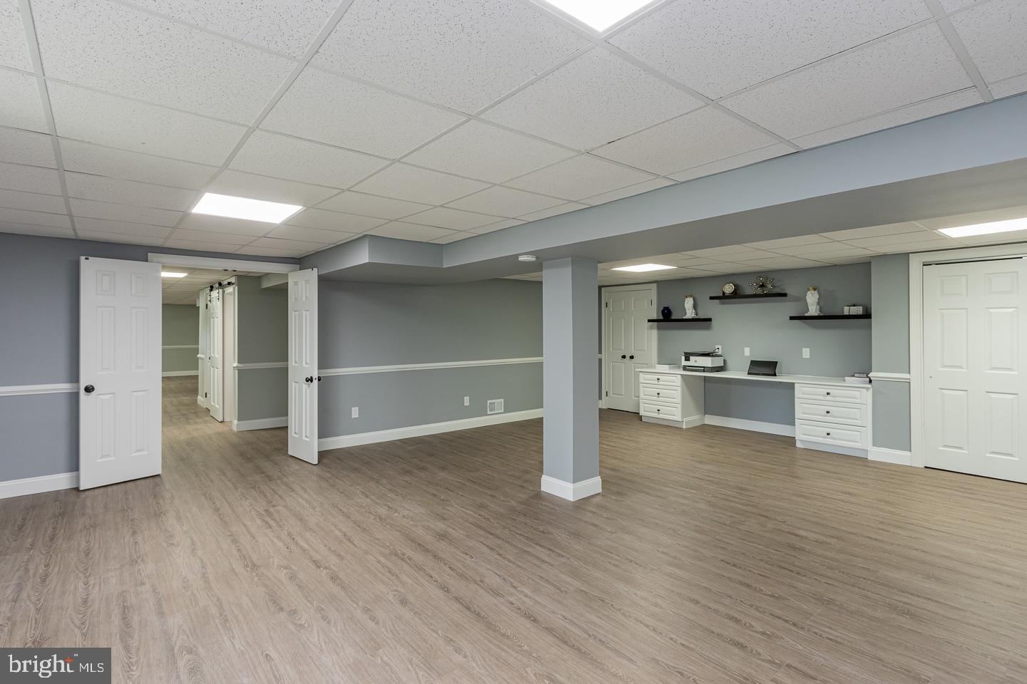 NEWTOWN HUNT - Residential