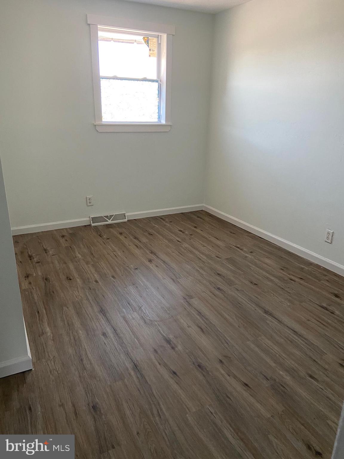 TAYLOR EST - Commercial Sale