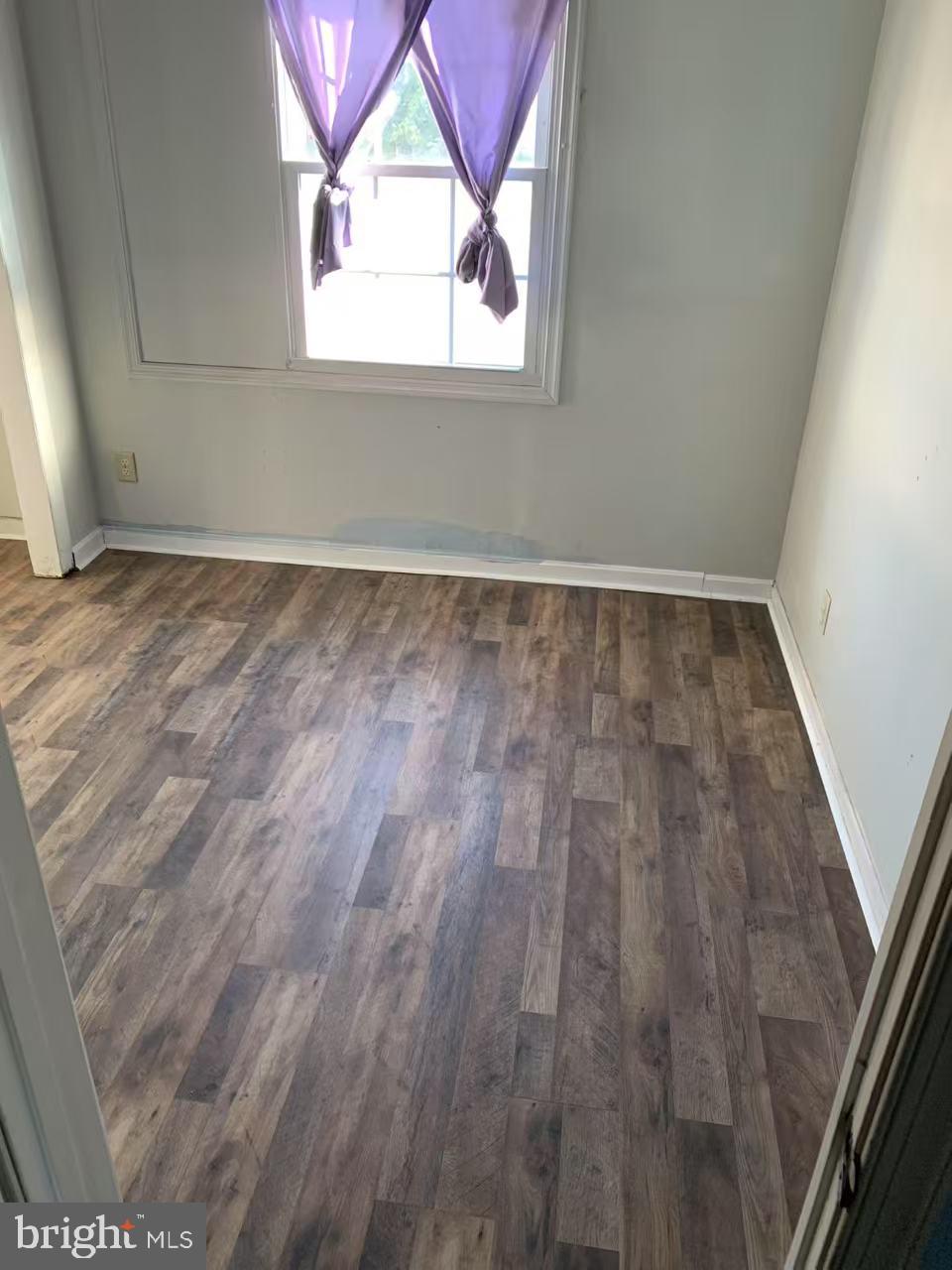 TAYLOR EST - Commercial Sale