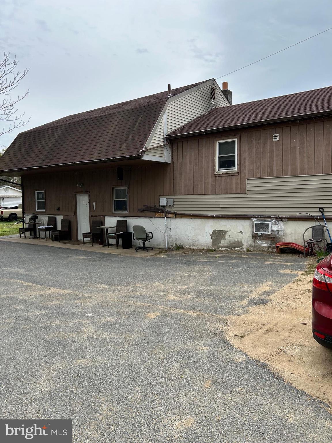 TAYLOR EST - Commercial Sale