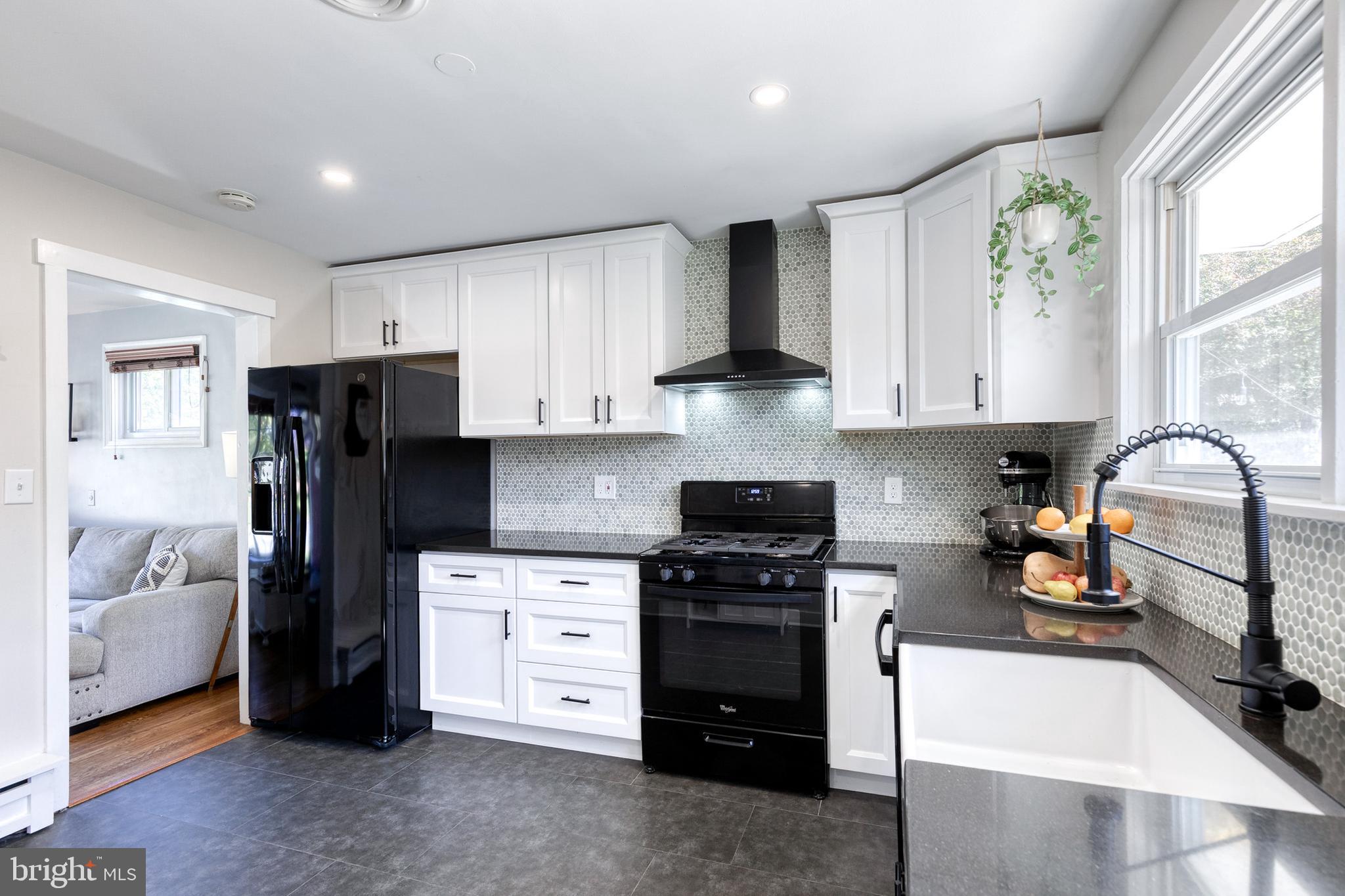 1607 GREENSPRING DRIVE
