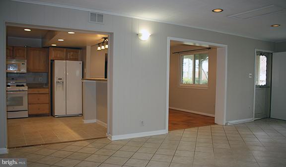 KINGS PARK - Residential Lease