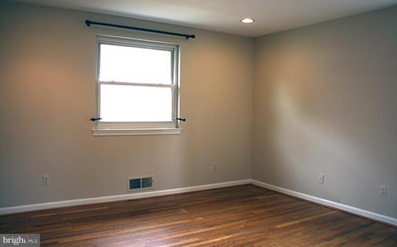 KINGS PARK - Residential Lease