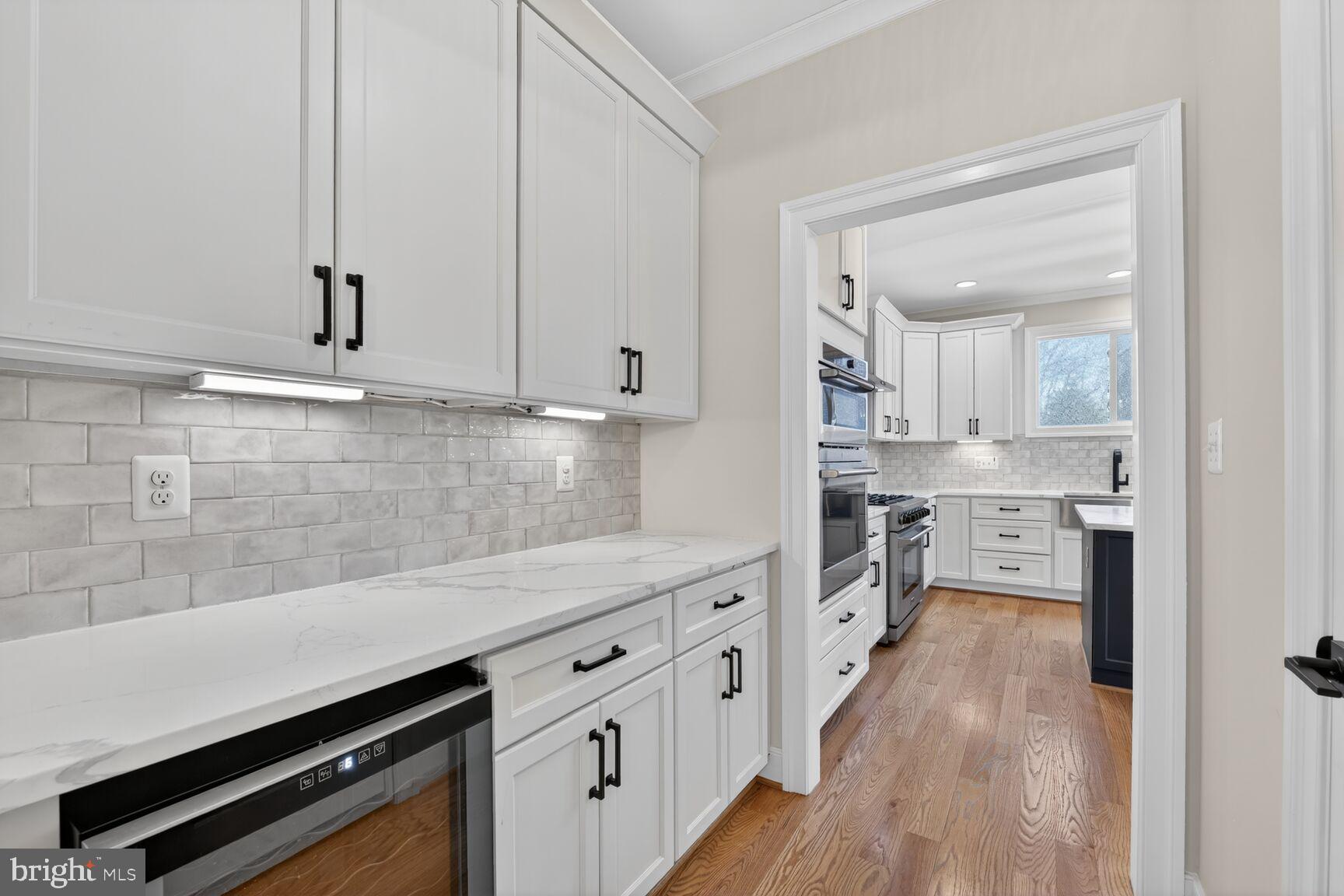 PIMMIT VIEW - Residential