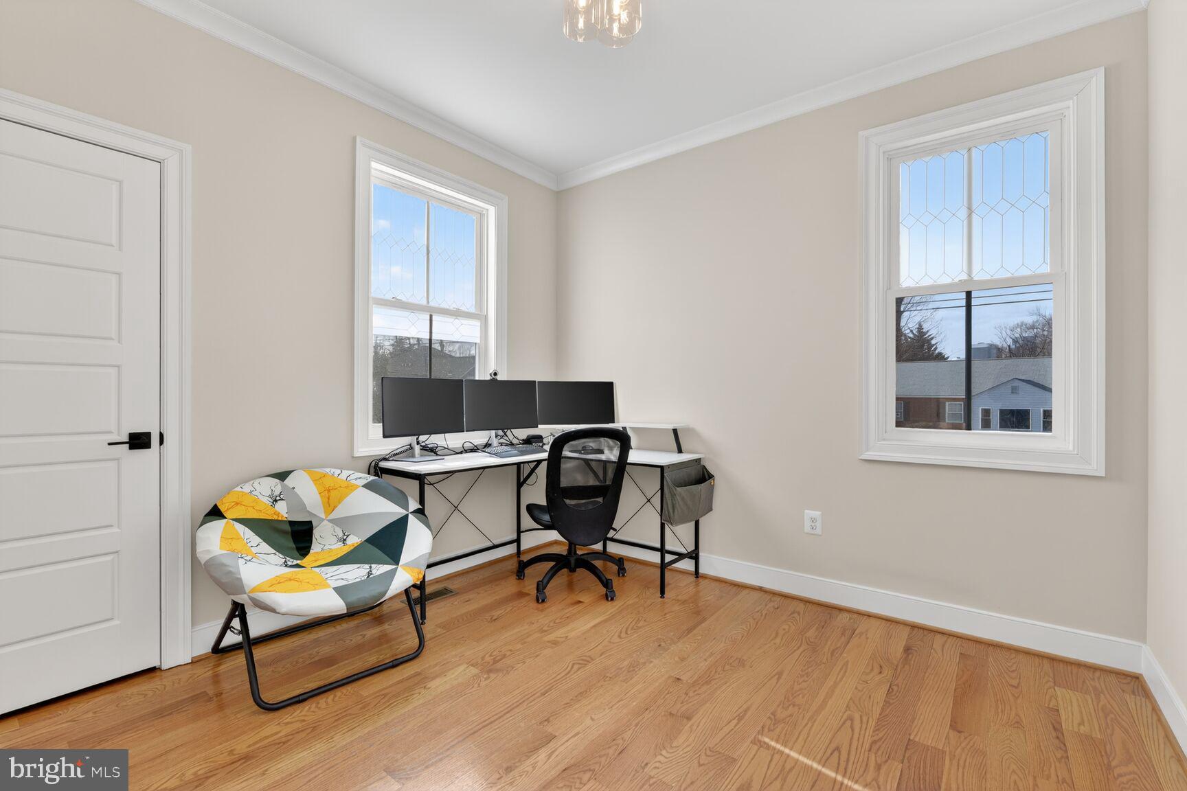 PIMMIT VIEW - Residential