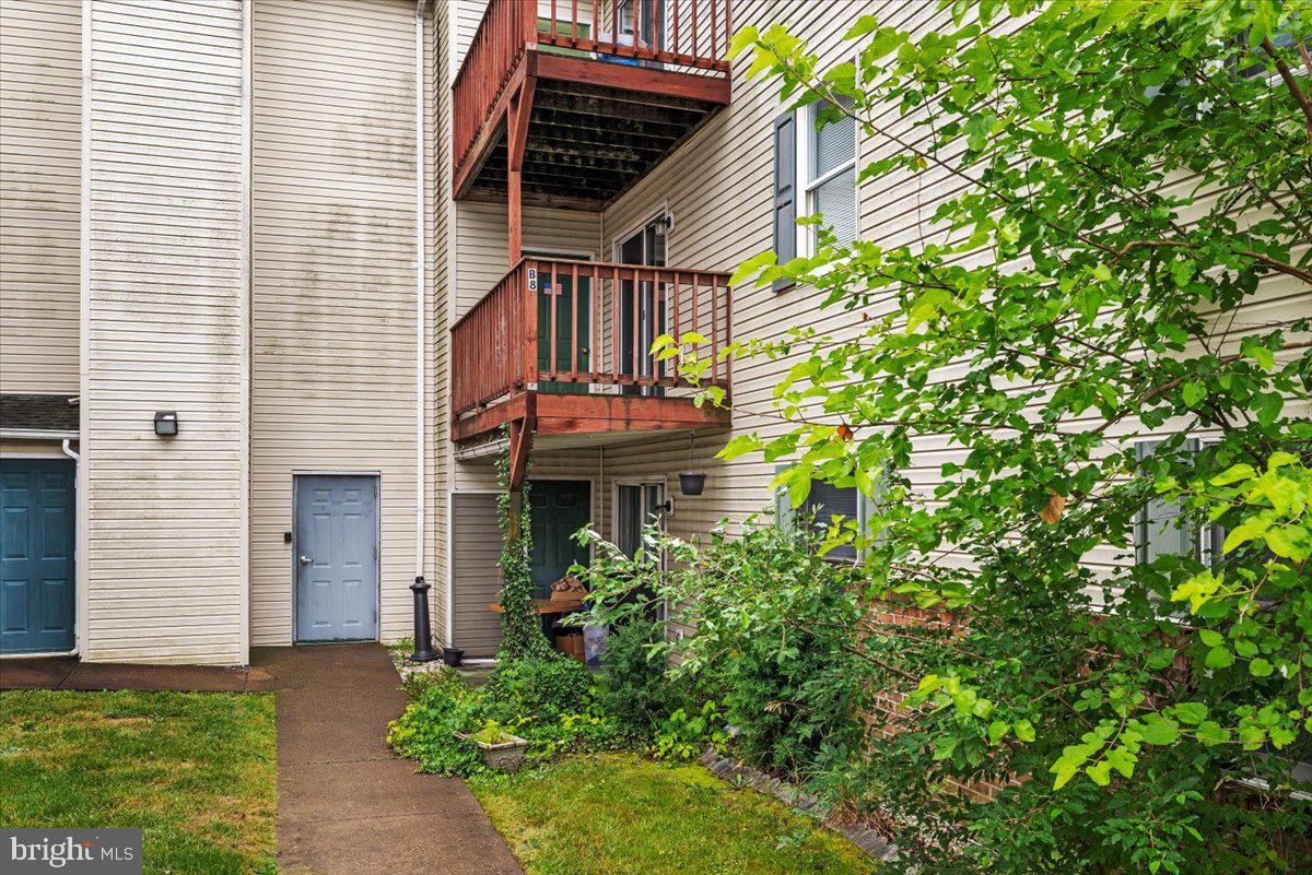 PLEASANT VALLEY ESTATES - Residential Lease