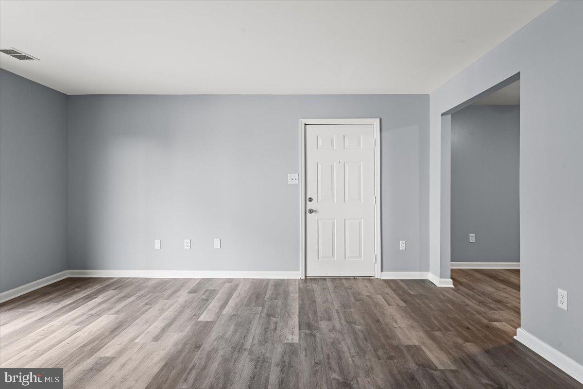 PLEASANT VALLEY ESTATES - Residential Lease