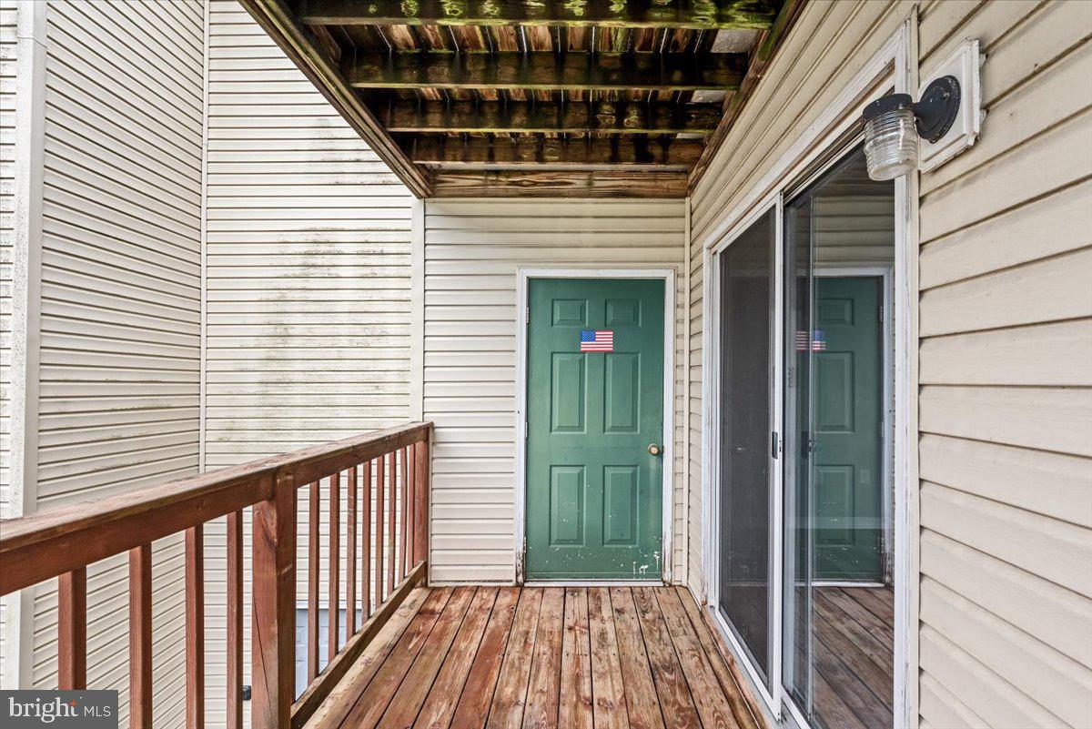 PLEASANT VALLEY ESTATES - Residential Lease