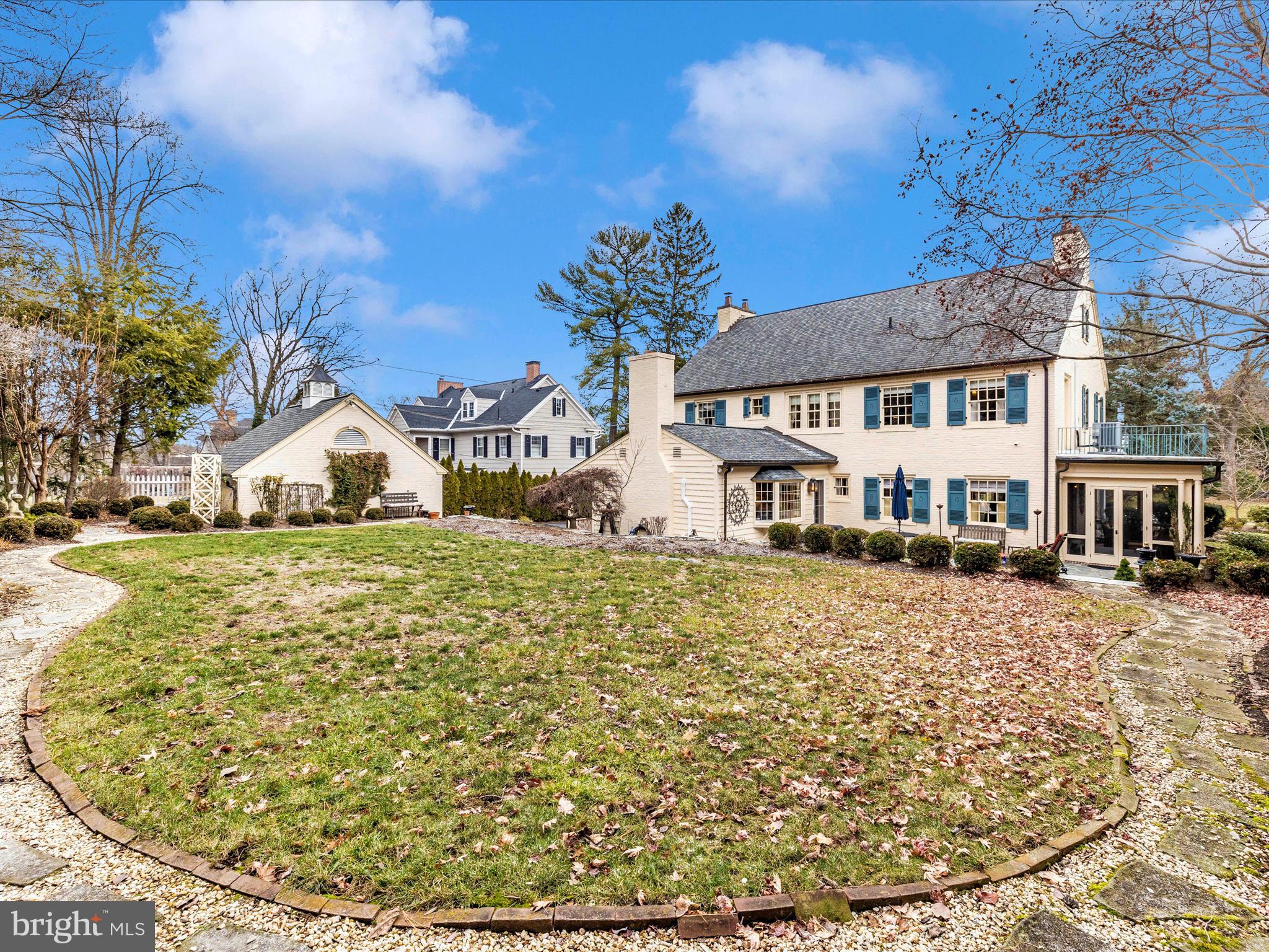 NORTH END - Residential