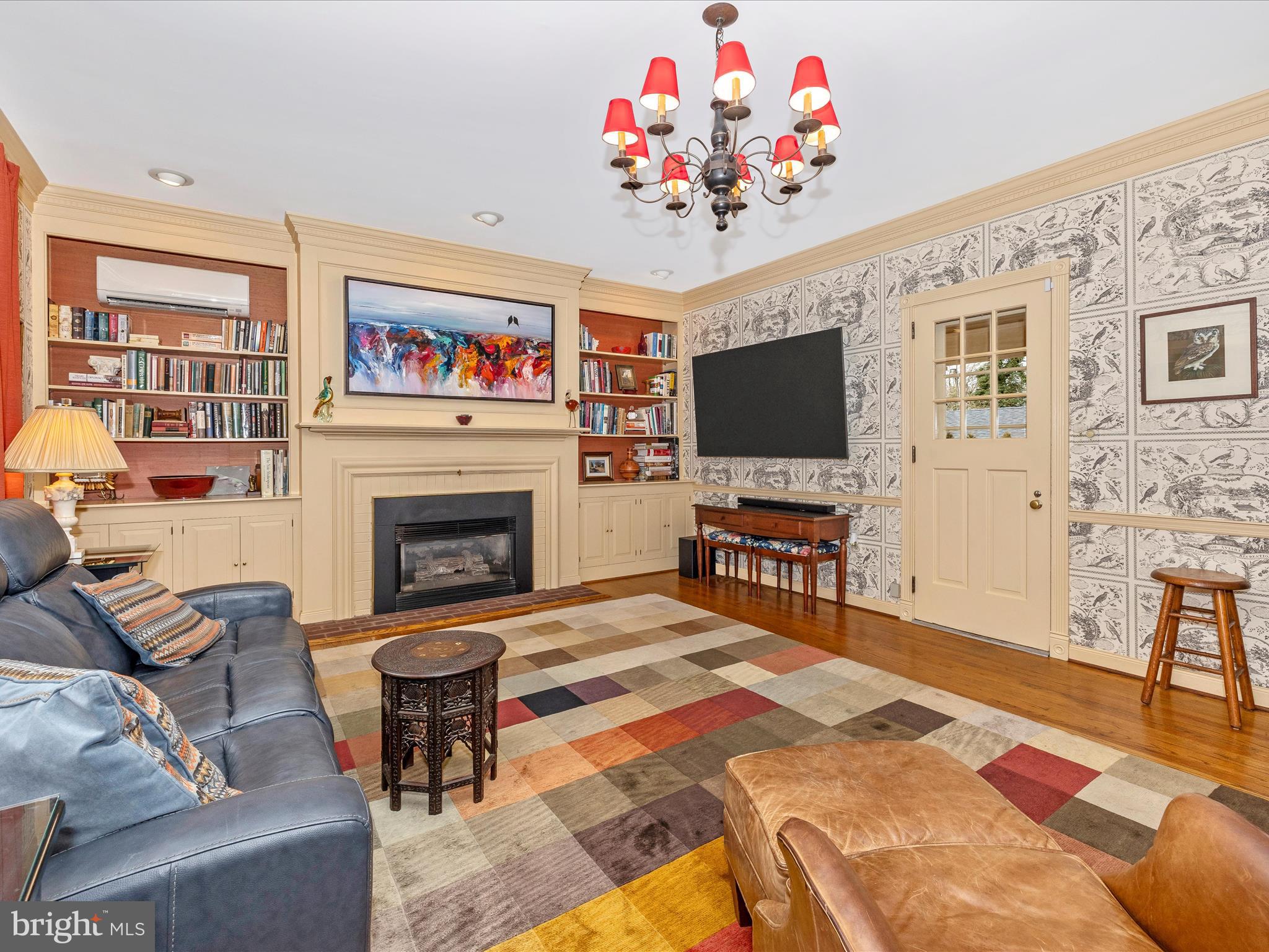 NORTH END - Residential