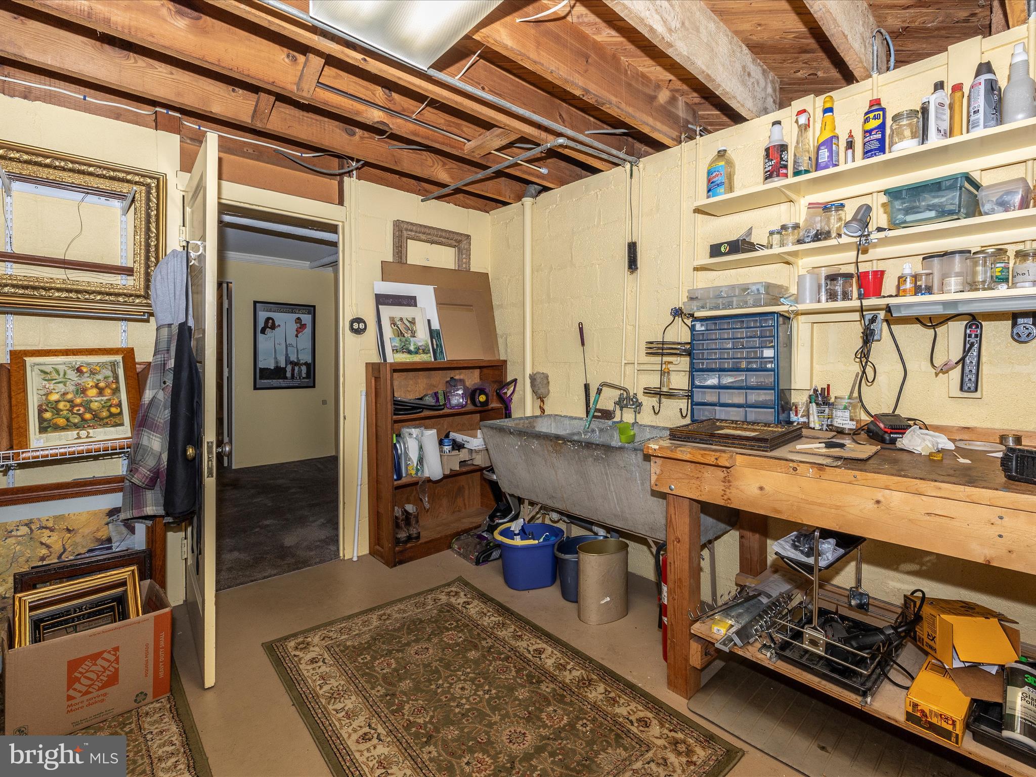 NORTH END - Residential