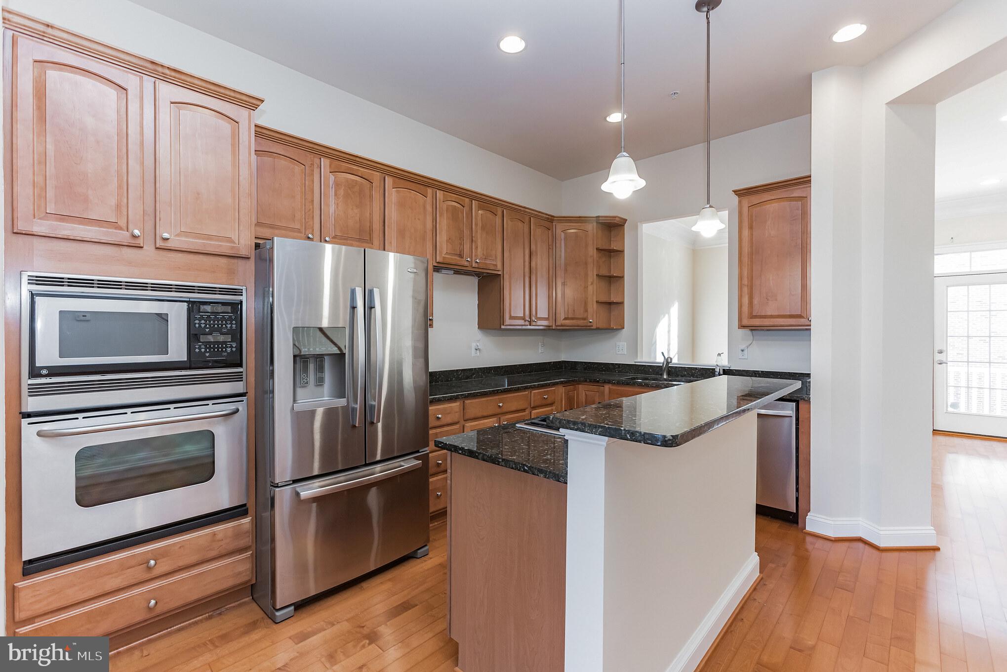 HIDDEN CREEK - Residential Lease