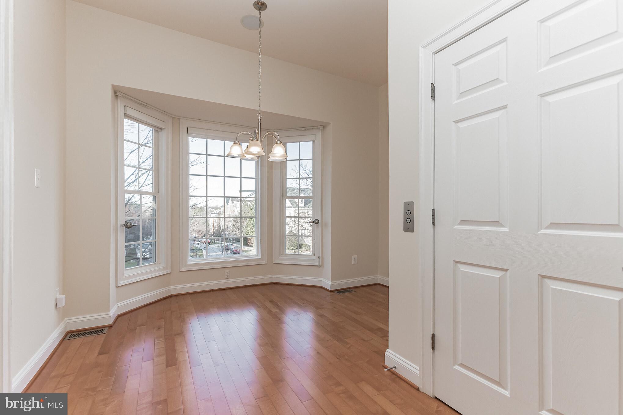 HIDDEN CREEK - Residential Lease