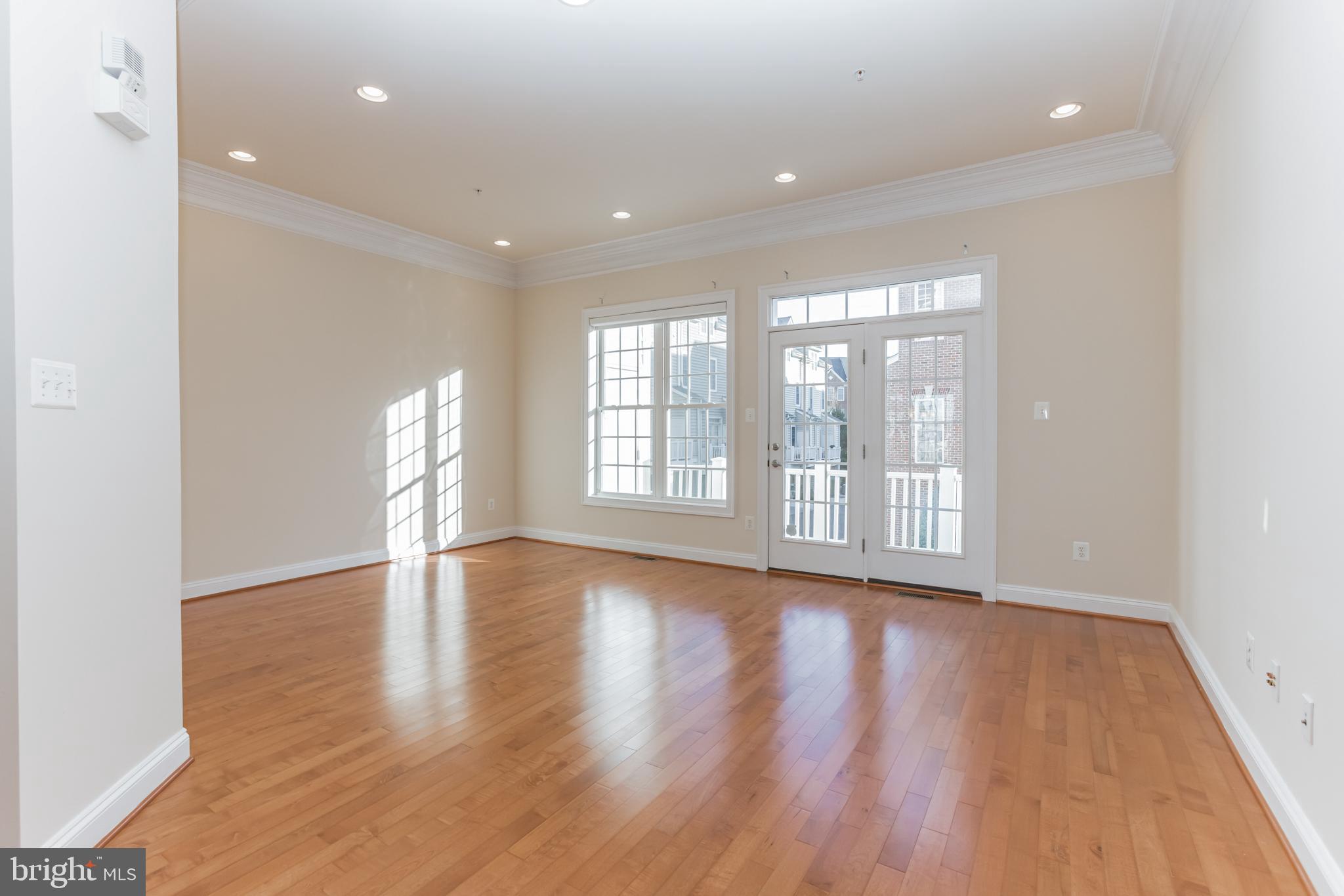 HIDDEN CREEK - Residential Lease