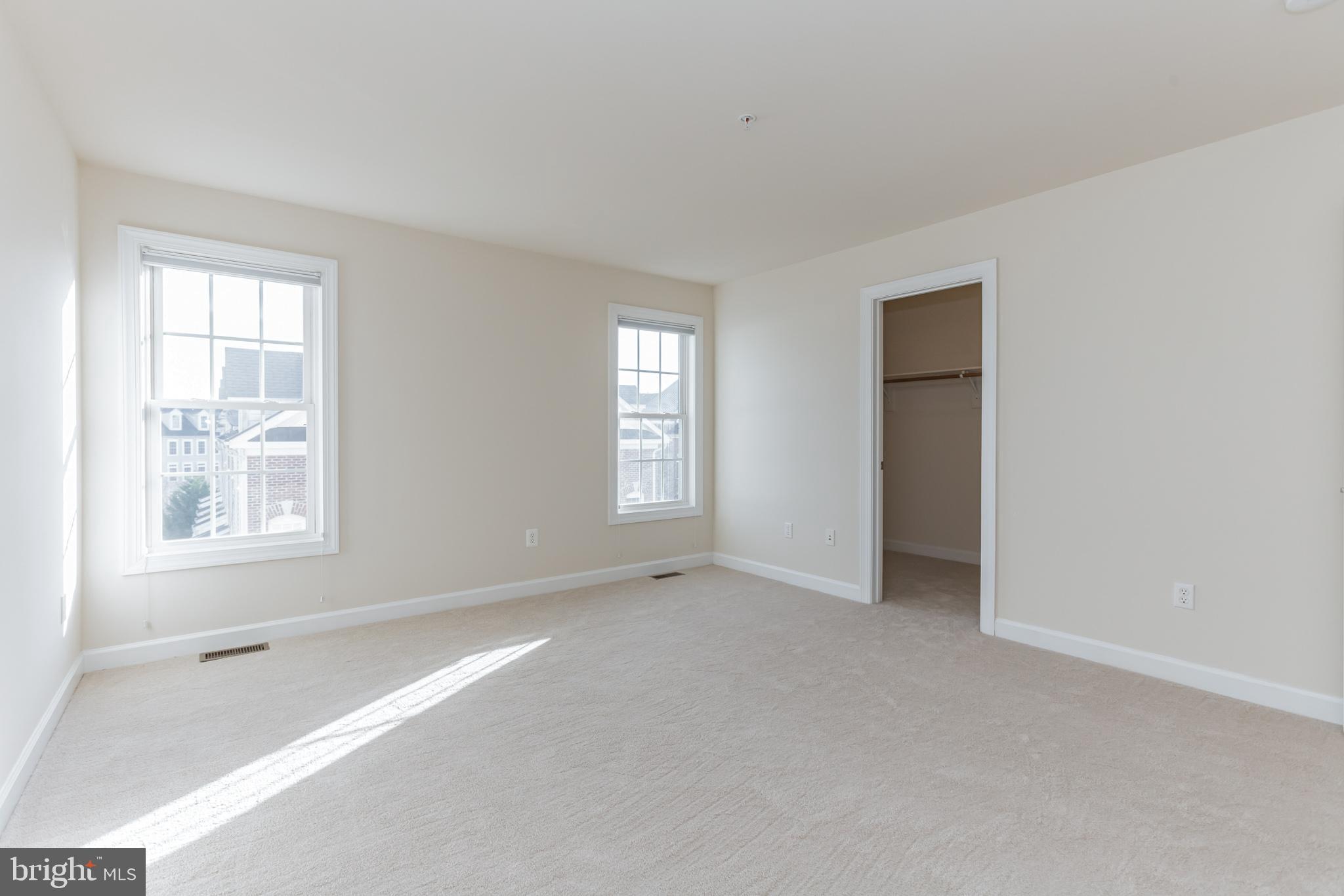 HIDDEN CREEK - Residential Lease