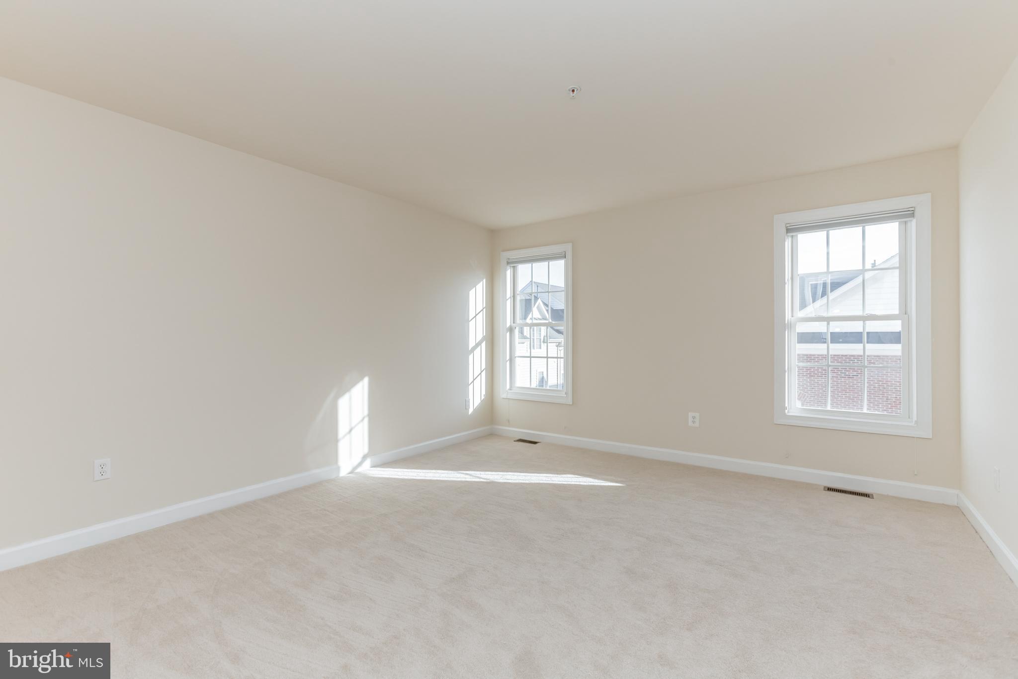 HIDDEN CREEK - Residential Lease