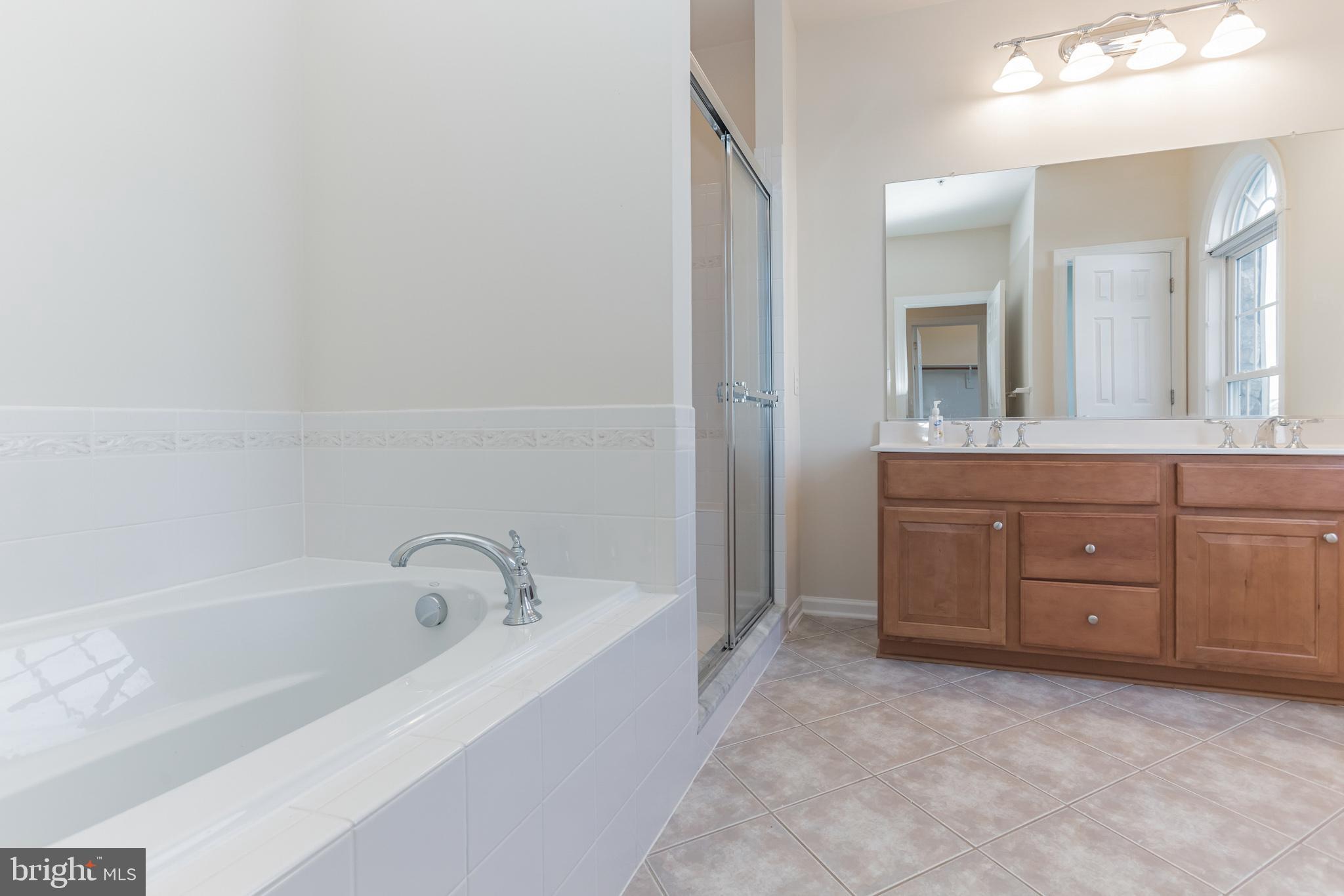 HIDDEN CREEK - Residential Lease