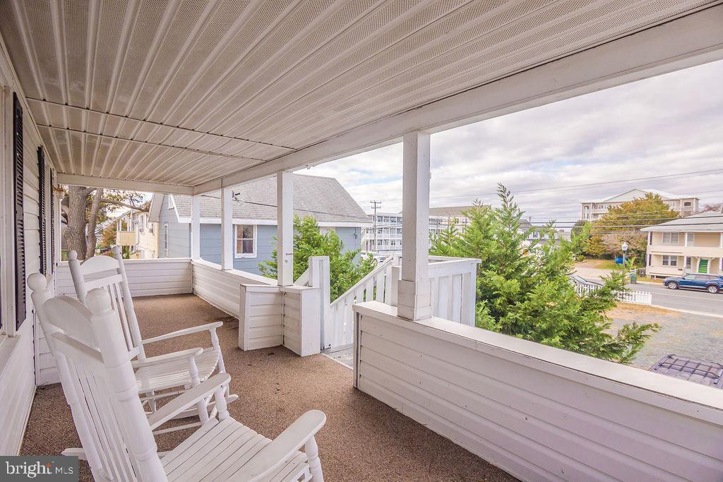 DOWNTOWN OC - Residential Lease