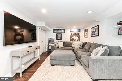SOUTH RUN FOREST - Residential