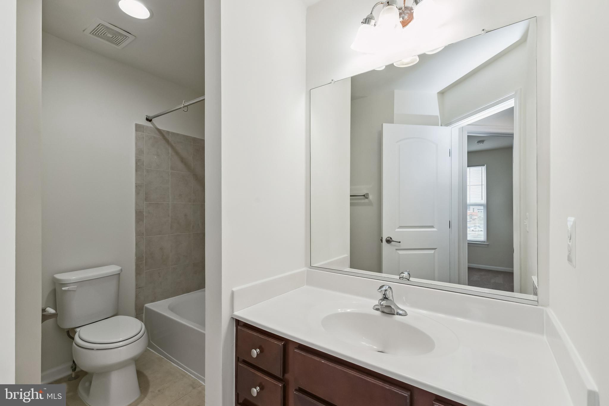 EAST GATE ONE - Residential Lease