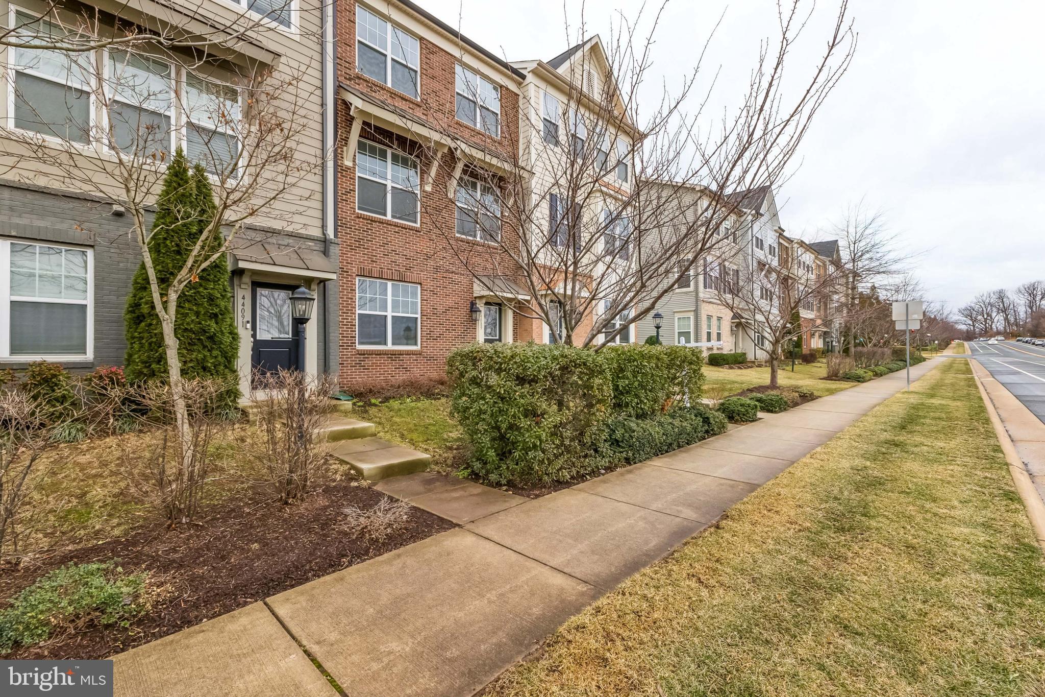 EAST GATE ONE - Residential Lease