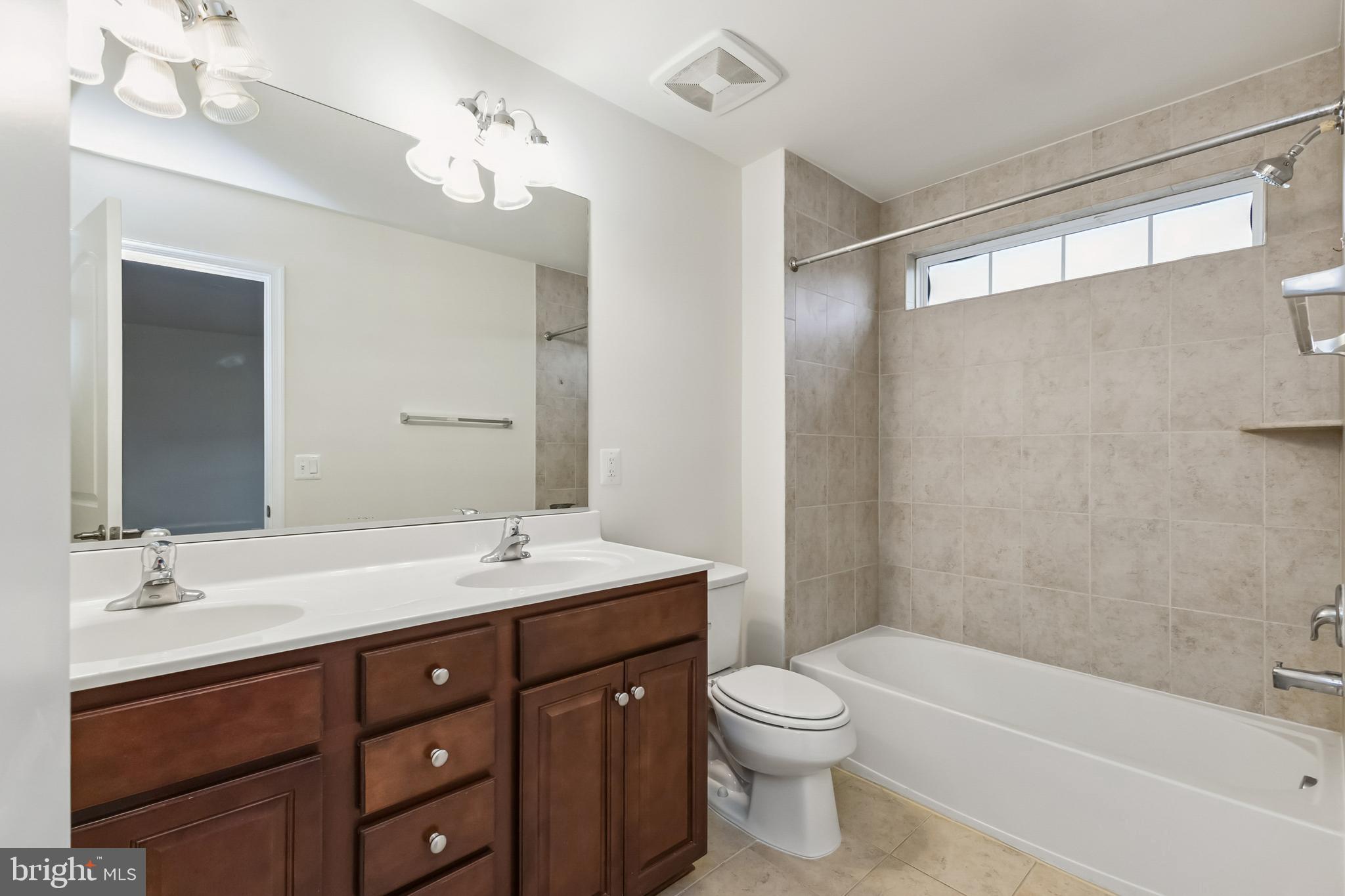 EAST GATE ONE - Residential Lease