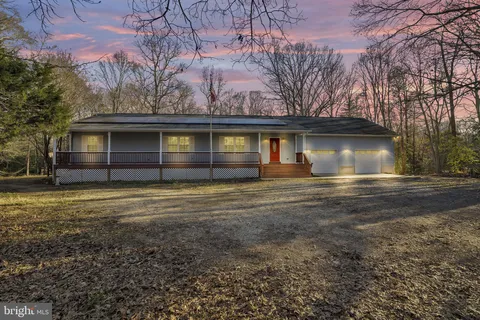 4370 Elizabeth Drive, Waldorf, MD MLS: MDCH2040110