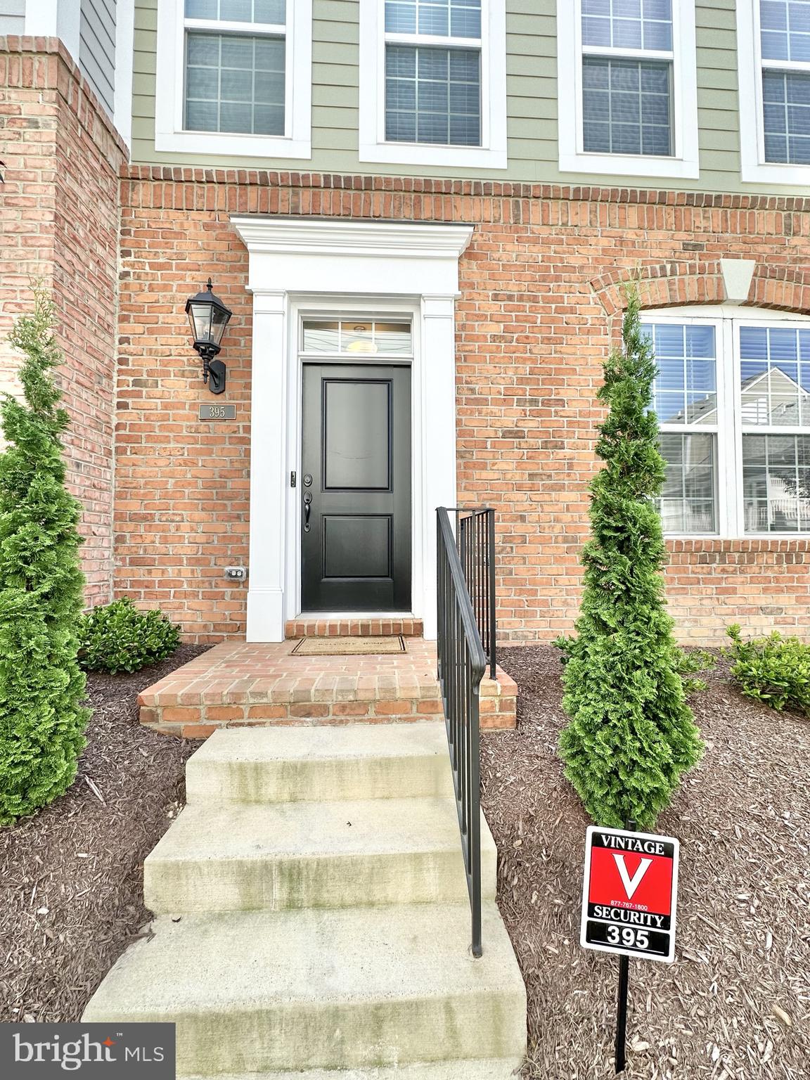 THE VILLAGES OF STEEPLECHASE - Residential Lease