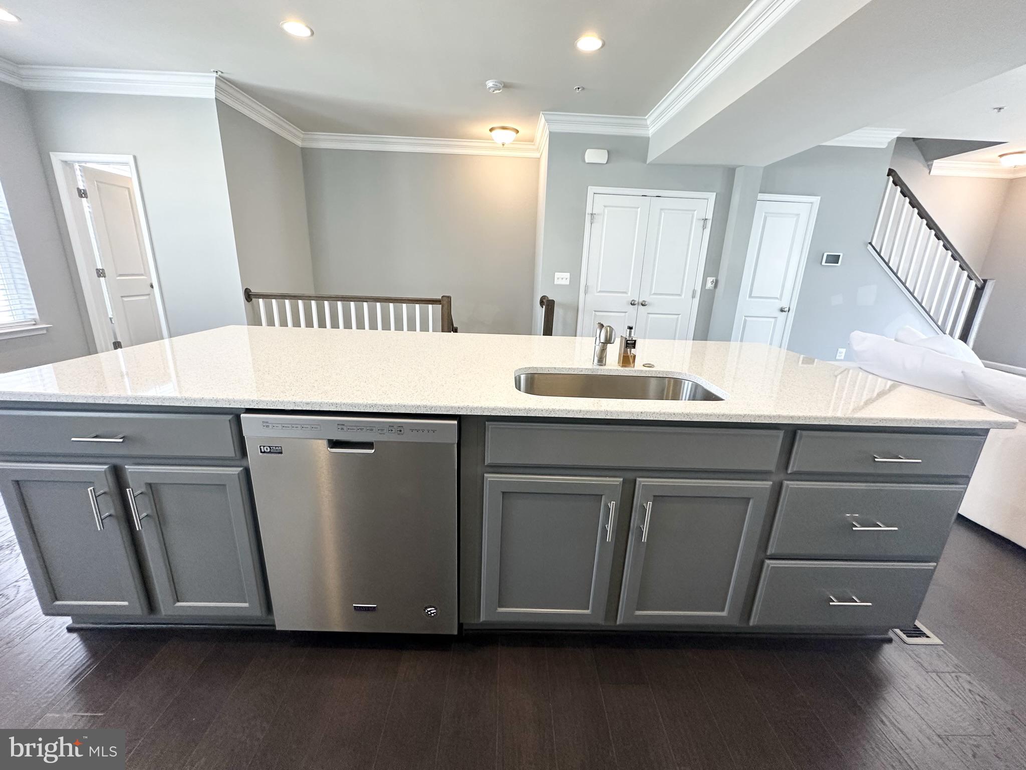 THE VILLAGES OF STEEPLECHASE - Residential Lease