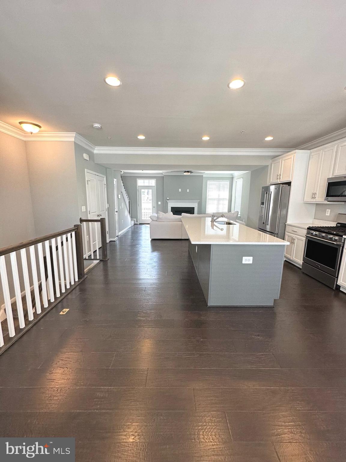 THE VILLAGES OF STEEPLECHASE - Residential Lease