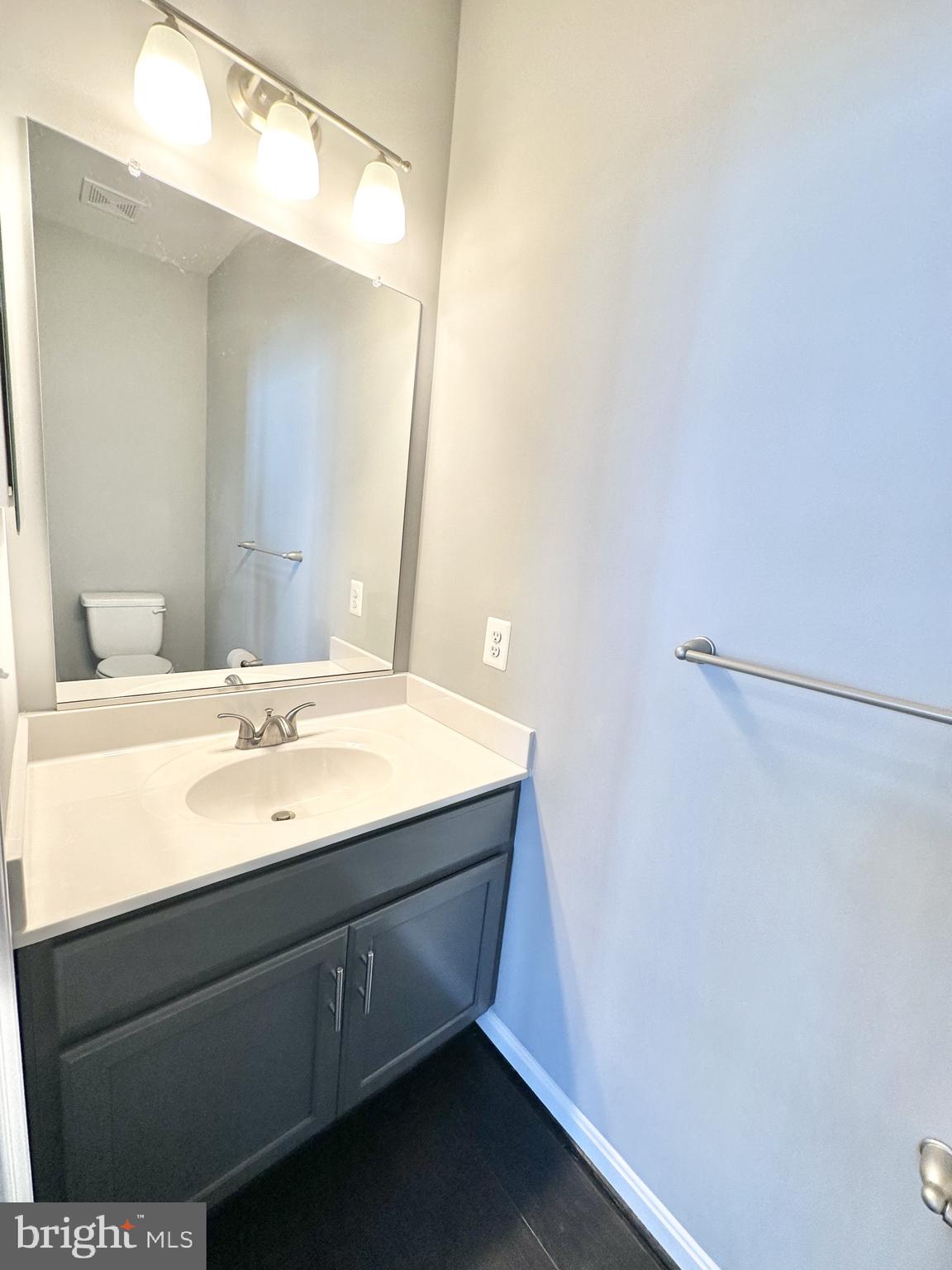 THE VILLAGES OF STEEPLECHASE - Residential Lease