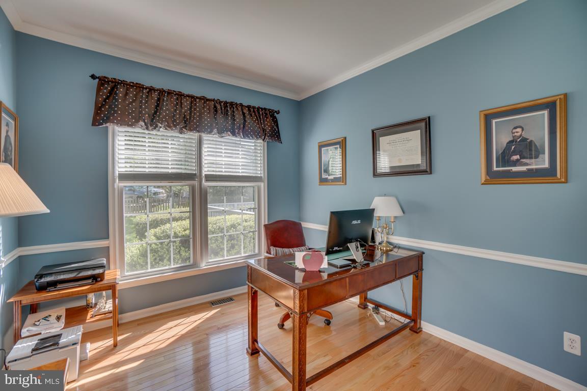 HAMPTON OAKS - Residential