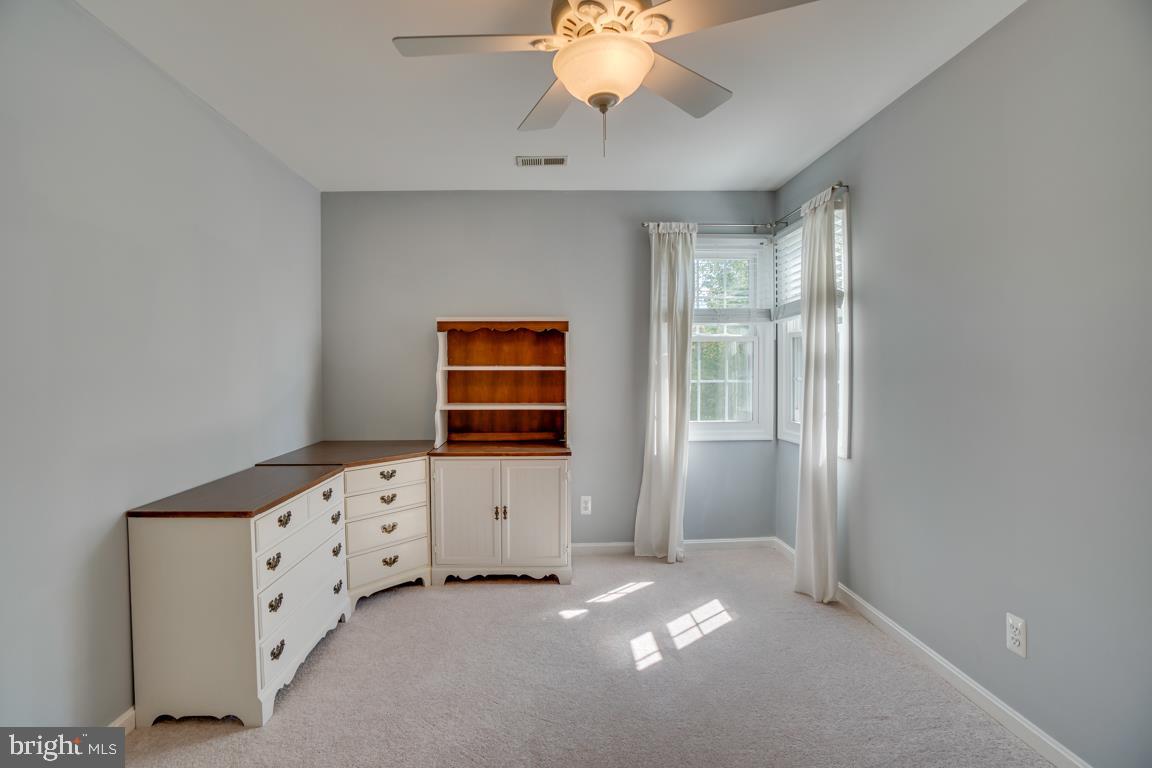 HAMPTON OAKS - Residential