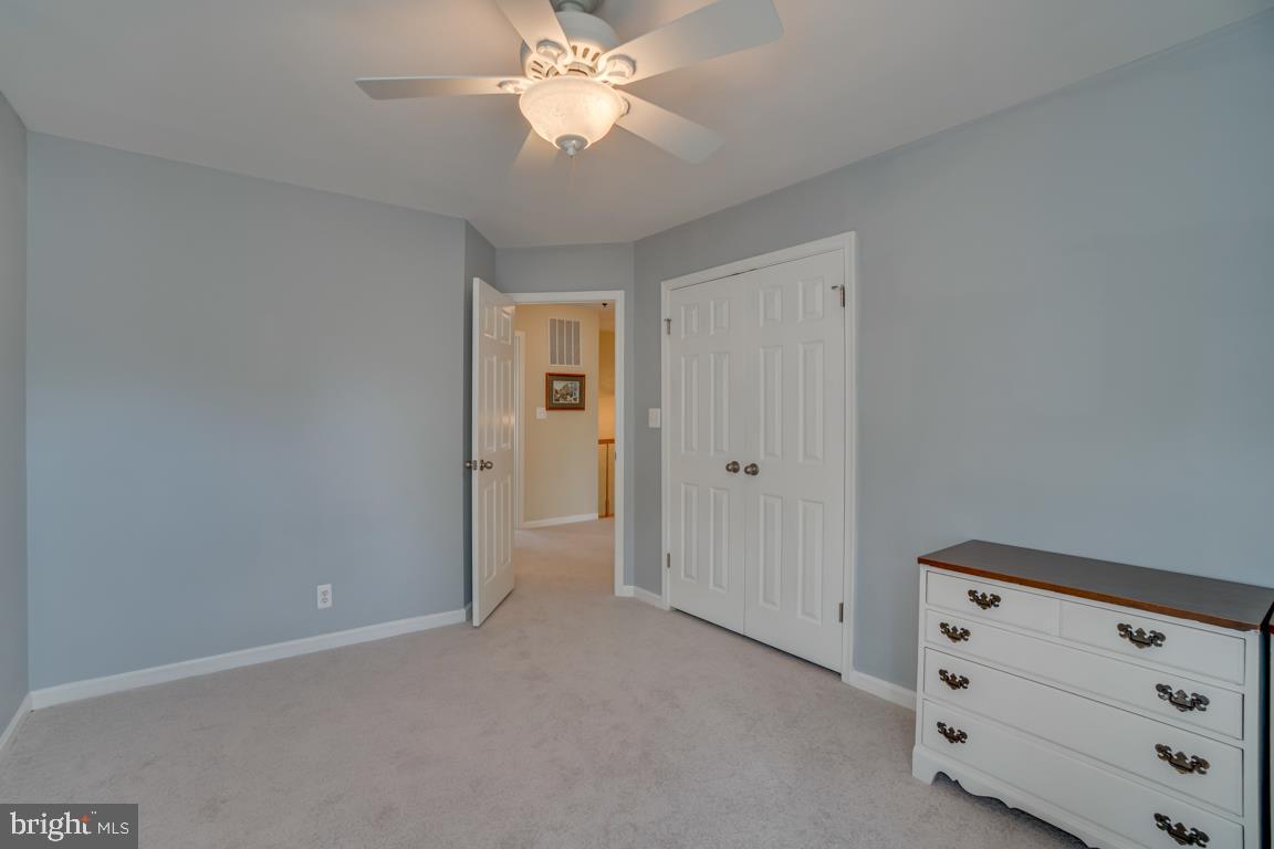 HAMPTON OAKS - Residential