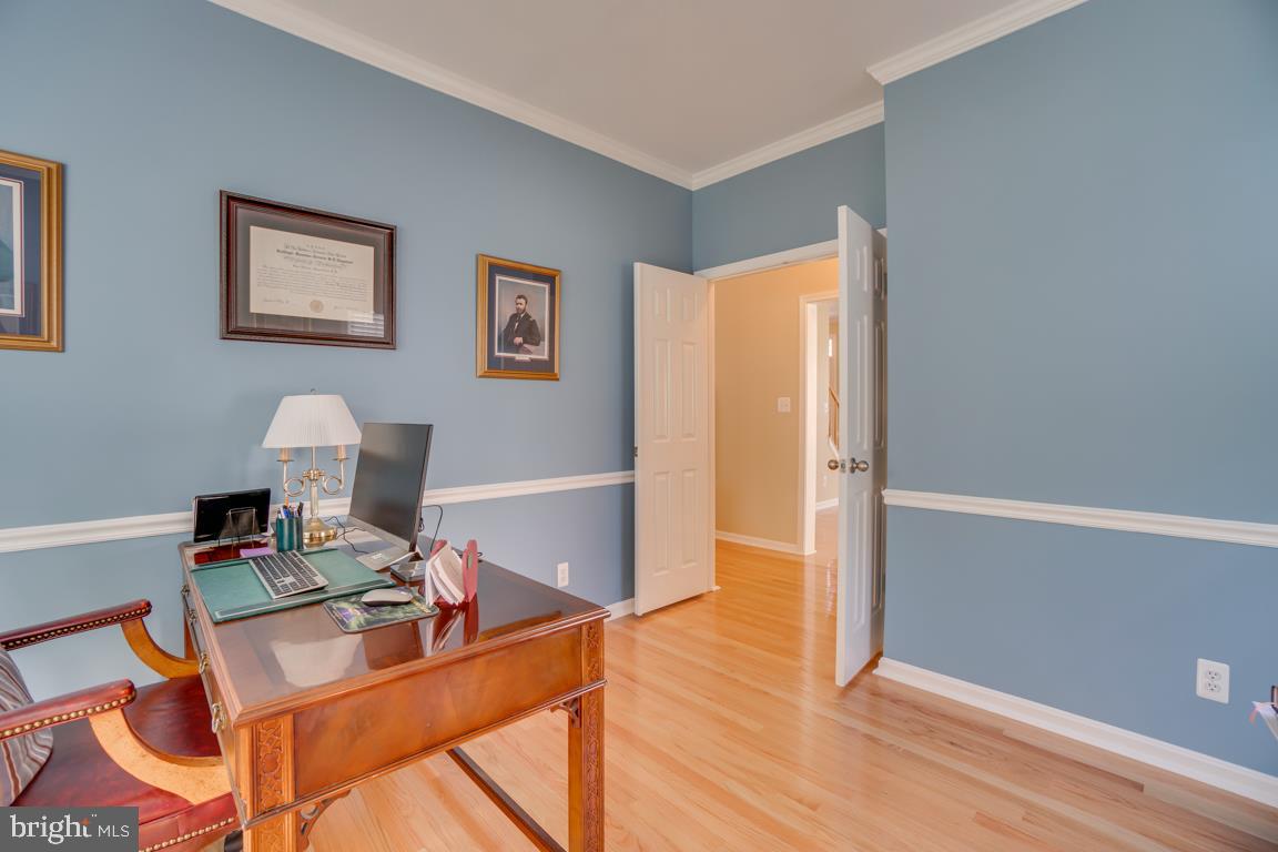 HAMPTON OAKS - Residential