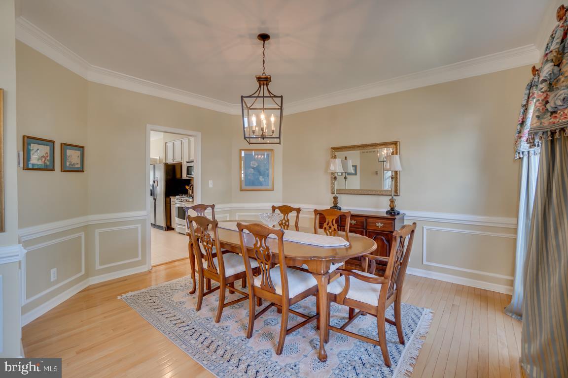 HAMPTON OAKS - Residential