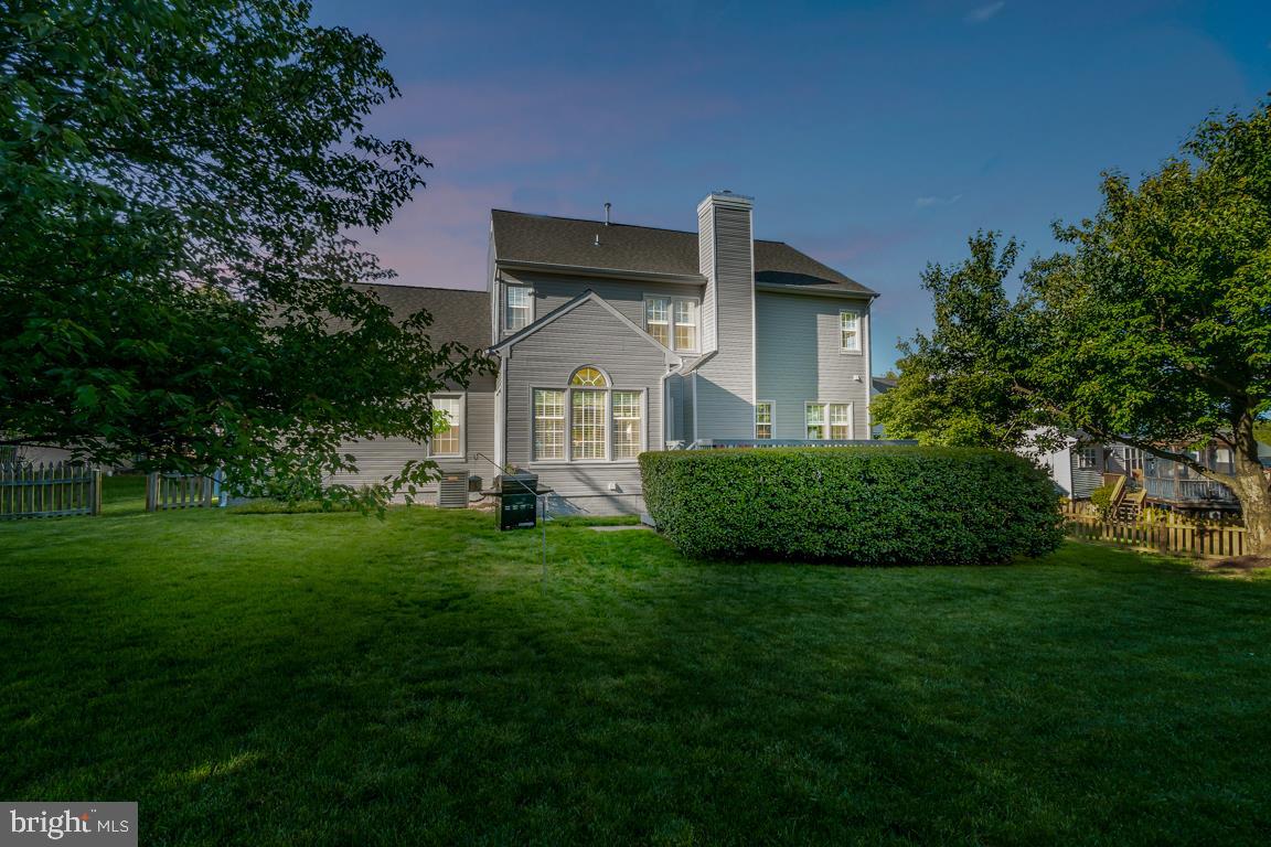 HAMPTON OAKS - Residential