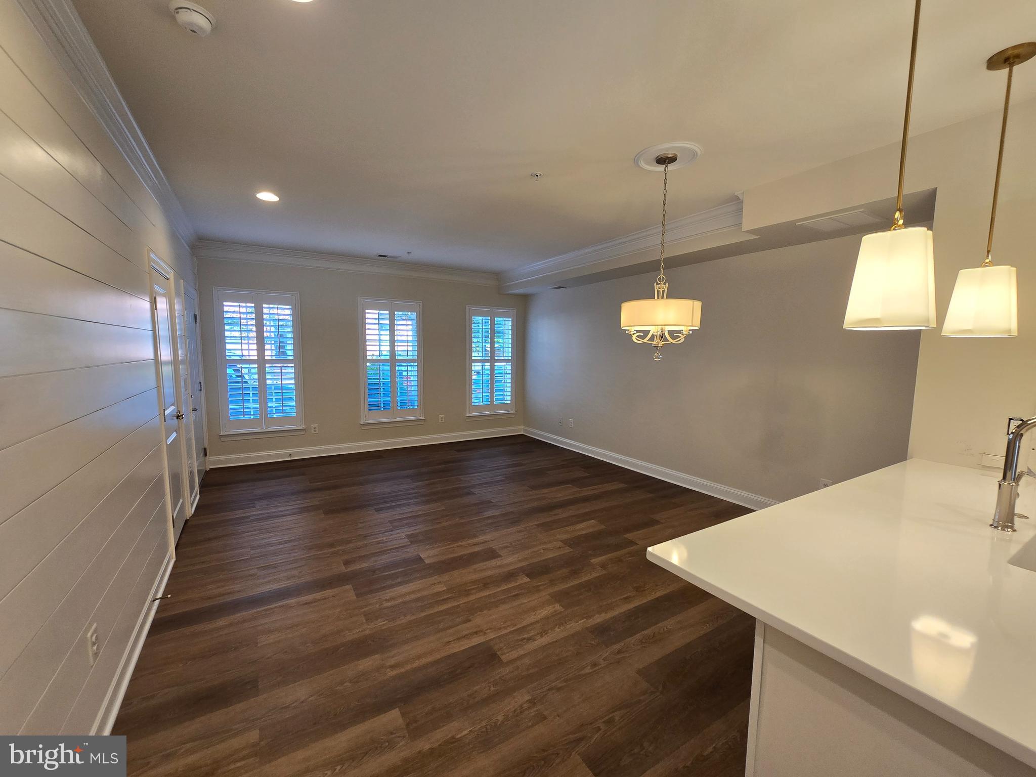 CRESCENT PLACE - Residential Lease